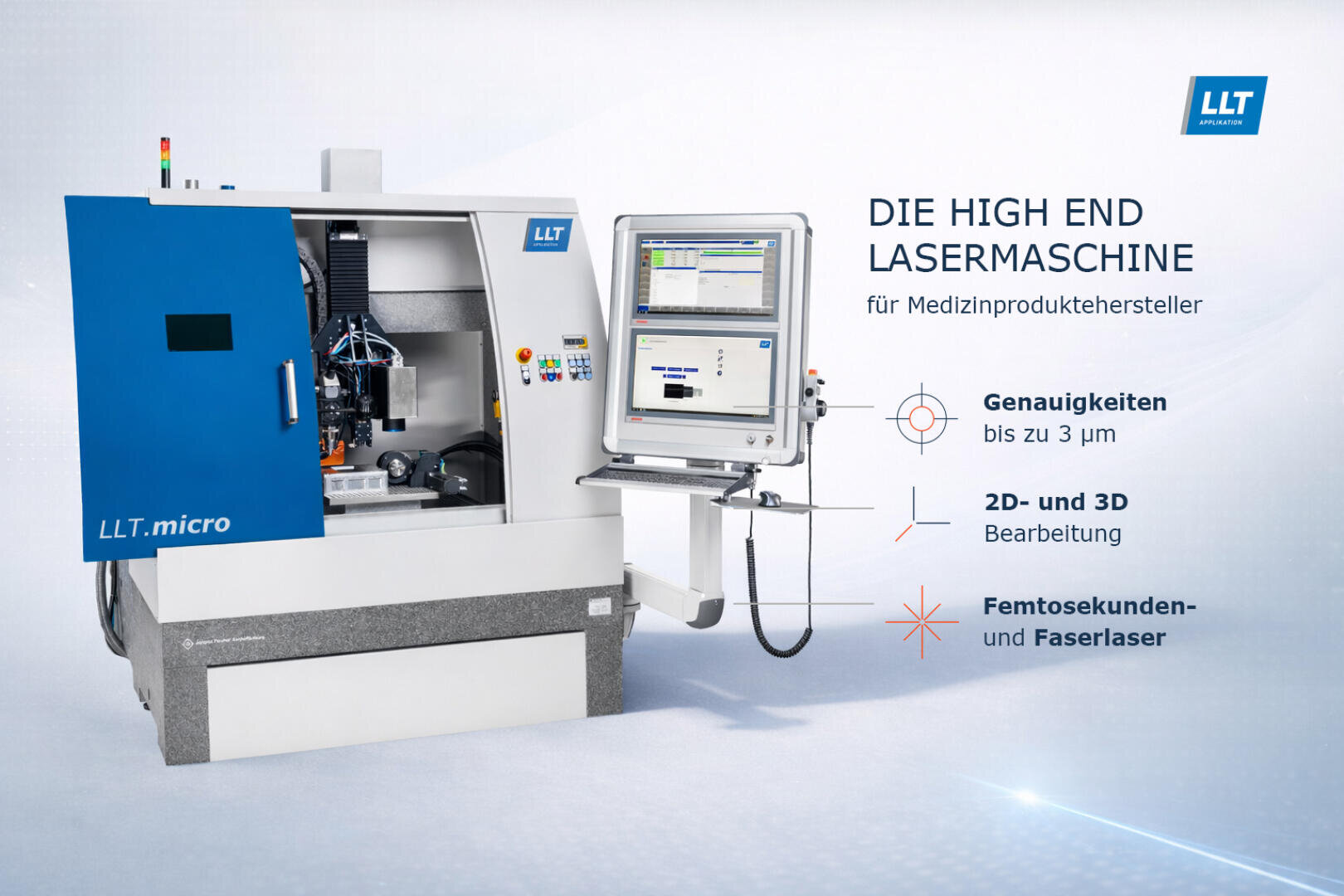 Eine High-End-Lasermaschine mit offener blau-weißer Tür, Bedienfeld mit Bildschirmen und deutschem Text, der die Präzision, die 2D/3D-Bearbeitung und die Femtosekundenlaserfunktionen für die Herstellung medizinischer Geräte hervorhebt.